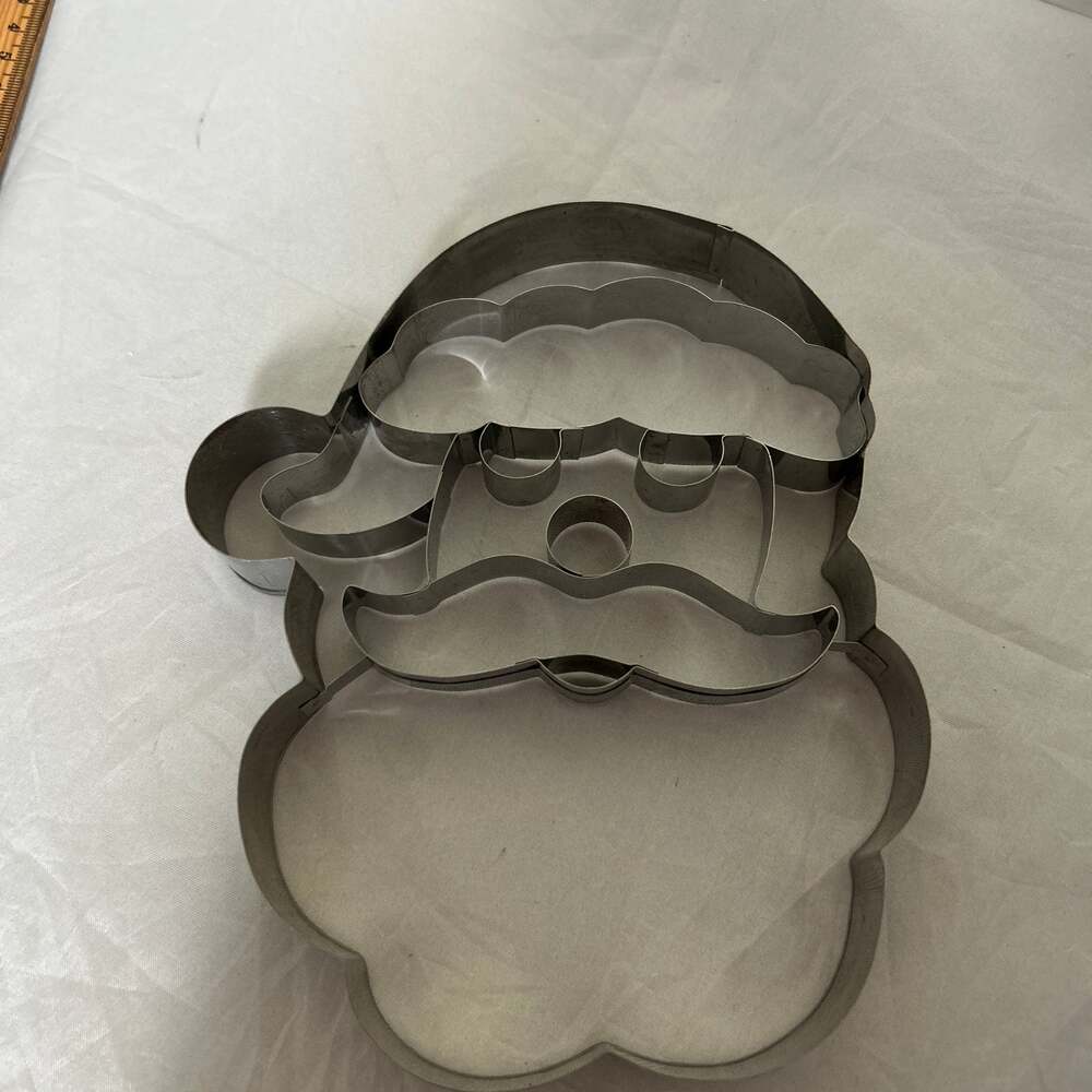Large Santa‎ Claus Face Metal Cookie Cutter